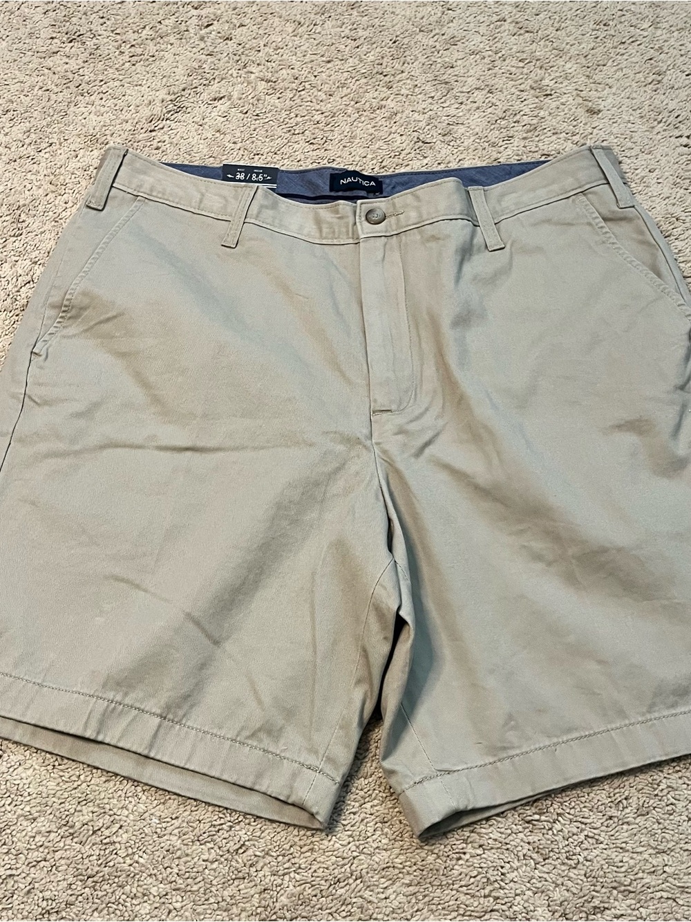 Nautica Men's Flat Front Tan Shorts